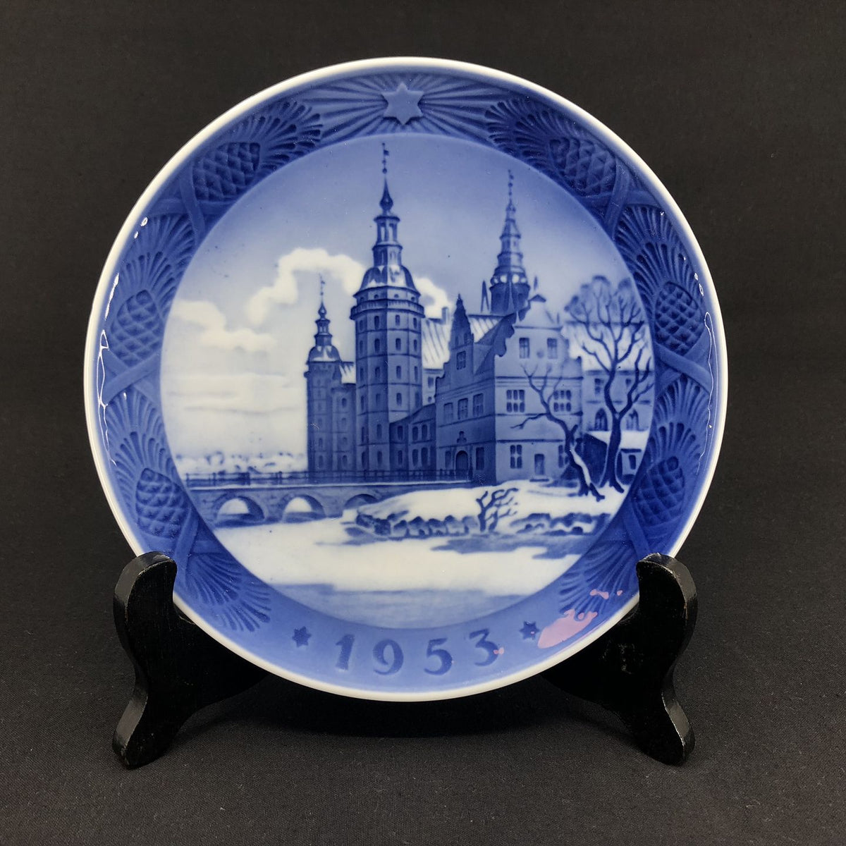 Royal Copenhagen Christmas plate 1953