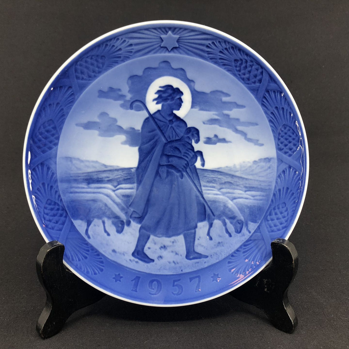 Royal Copenhagen Christmas plate 1957