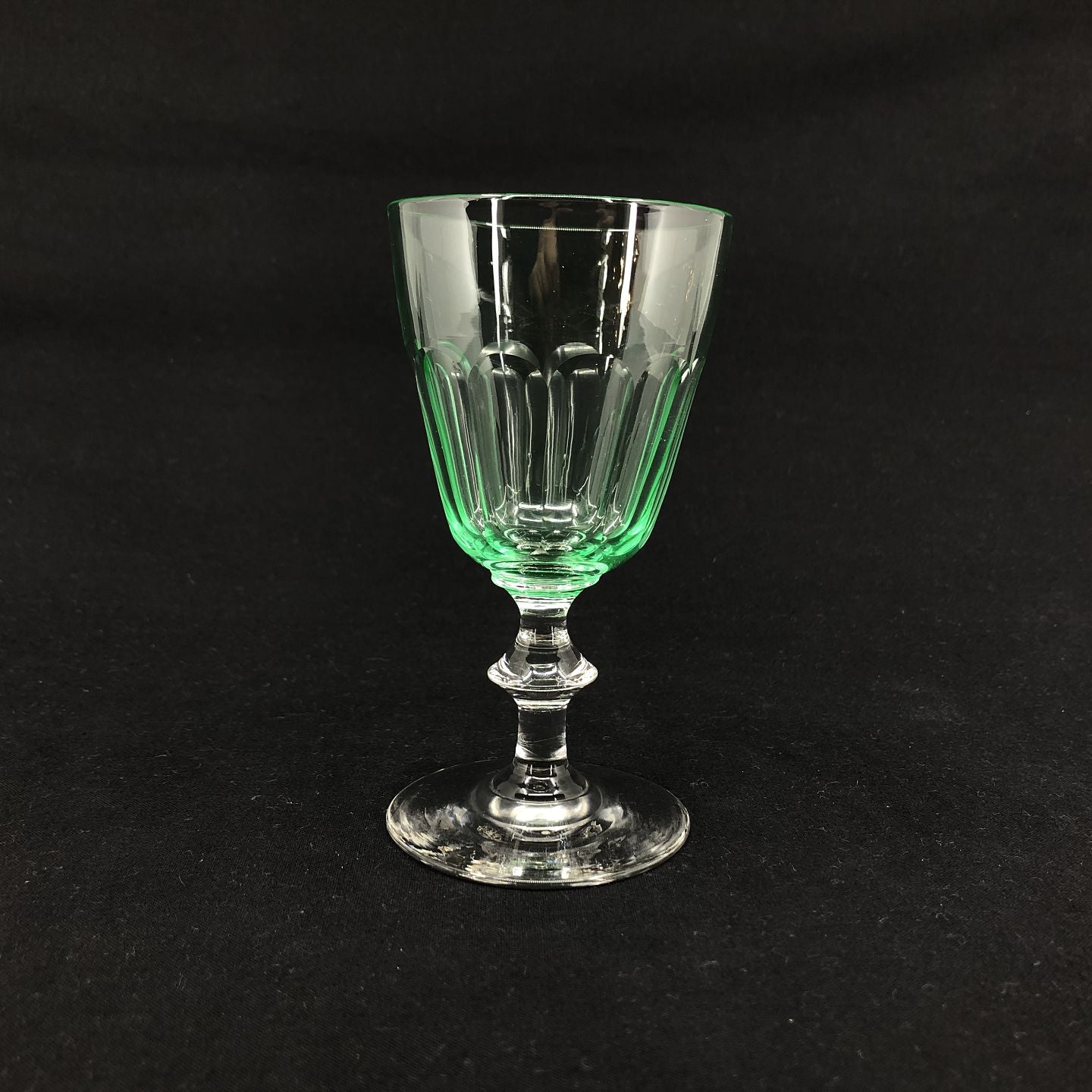 Bright green Christian d. 8 white wine glass