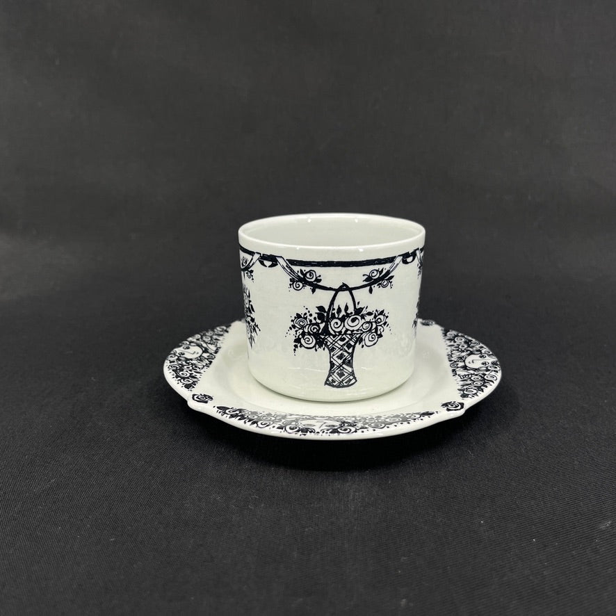 Bjørn Wiinblad coffee cup from Nymølle, Black Rosalind