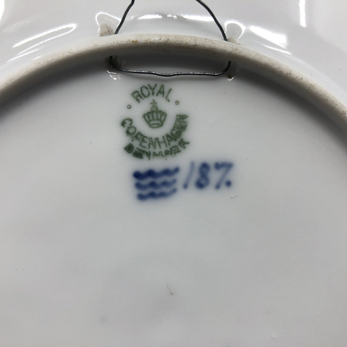 Royal Copenhagen Christmas plate 1924