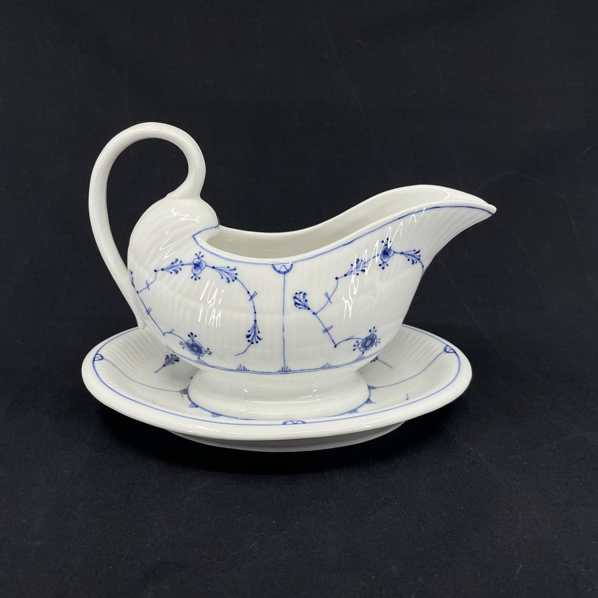 Musselmalet Riflet sovsebåd fra 1820-1850