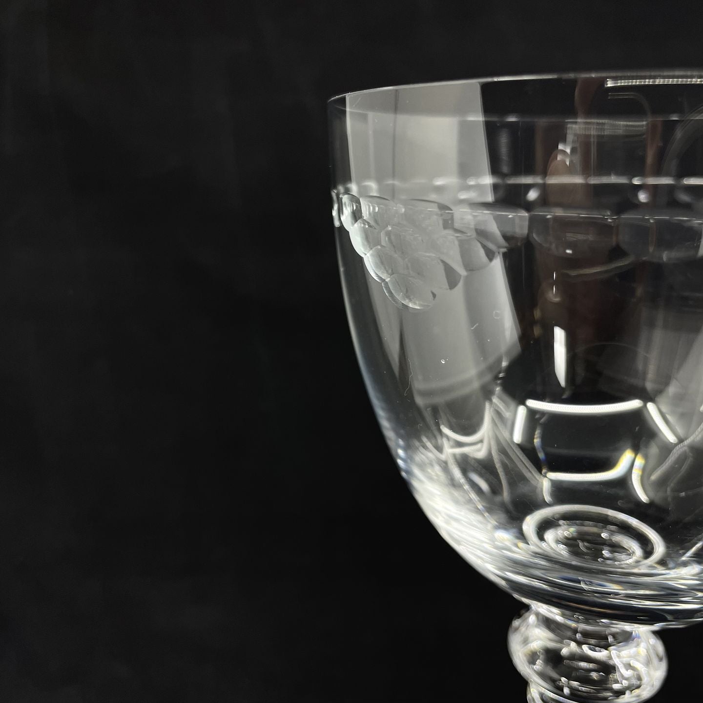 Aida large red wine glass from Holmegaard