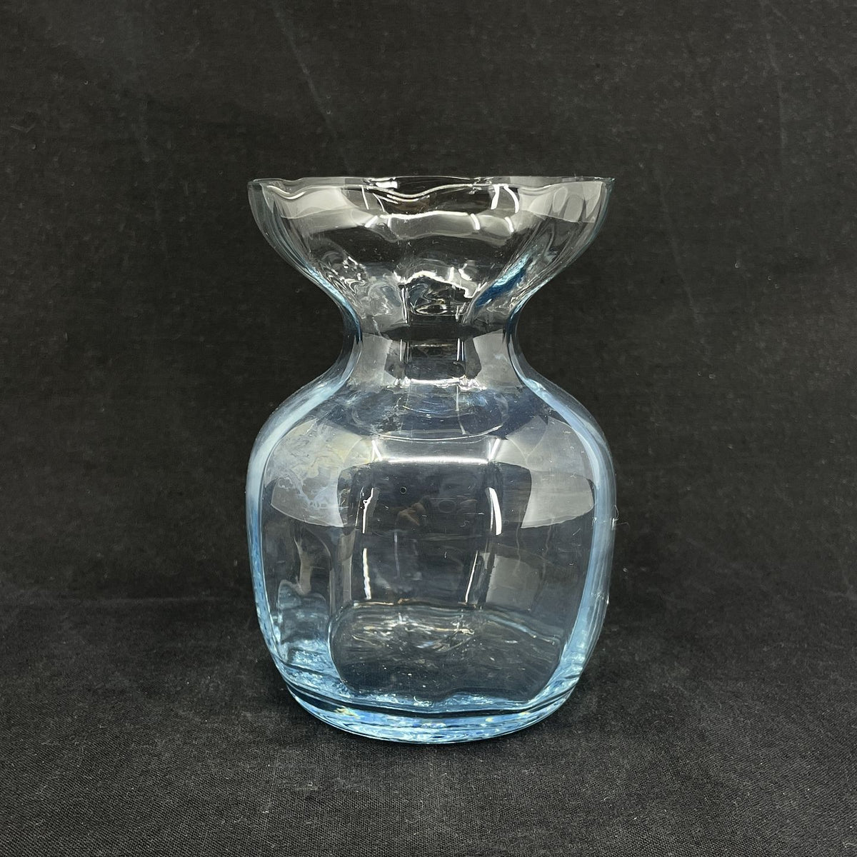 Lyseblåt hyacintglas fra Holmegaard Glasværk