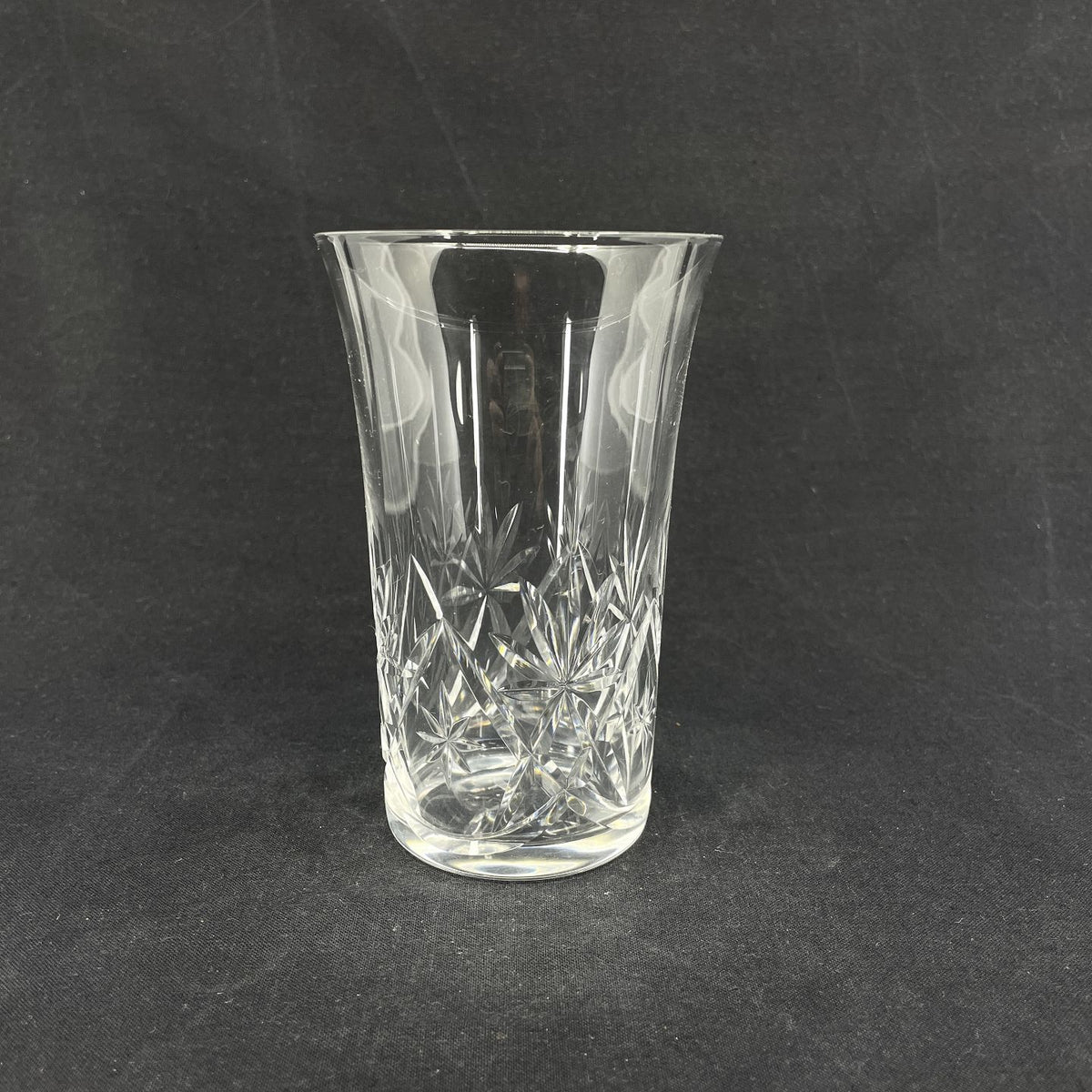 Serge beer glass with curved rim