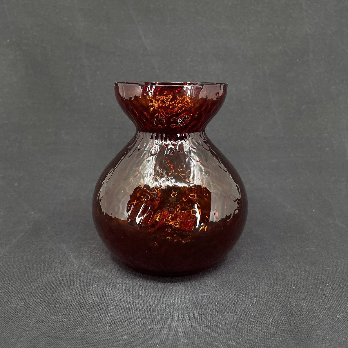 Rødt hyacintglas fra Fyens Glasværk