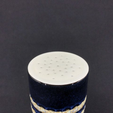 Tenera sugar shaker