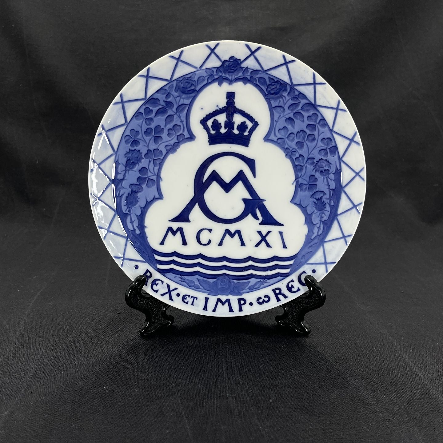 Coronation plate King George V & Queen Mary of England