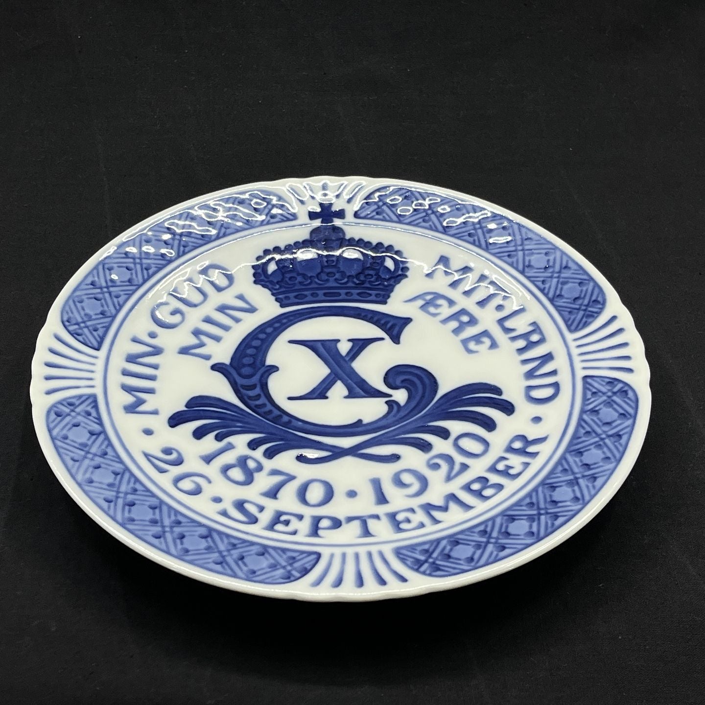 Royal Copenhagen Commemorative plaque from 1920