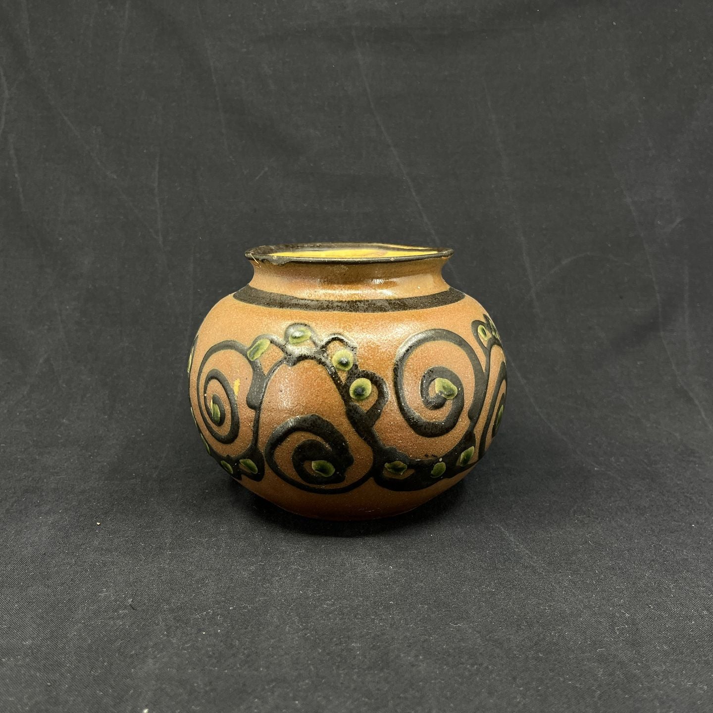 Beautiful Kähler vase with brown ornaments