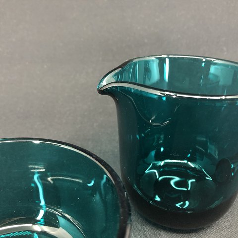 Sugar bowl and cream jug by Kaj Franck