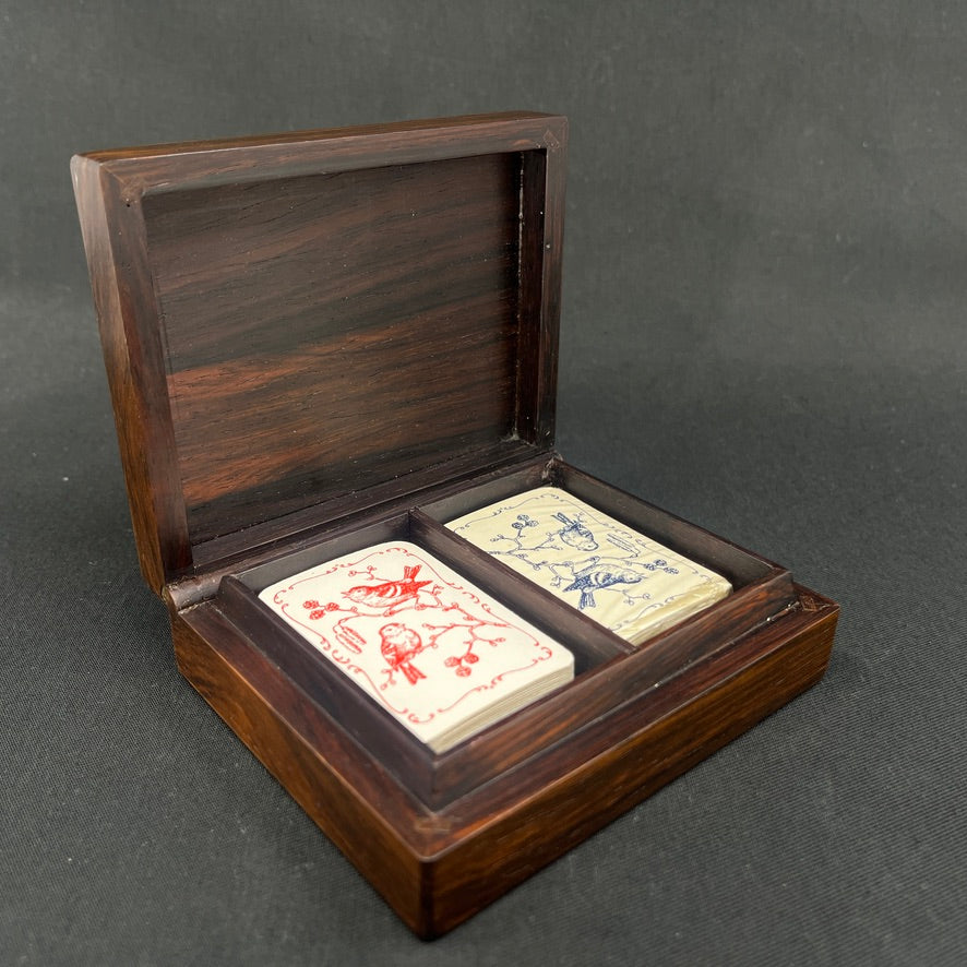 Alfred Klitgaard case decorated by Maria Viktor