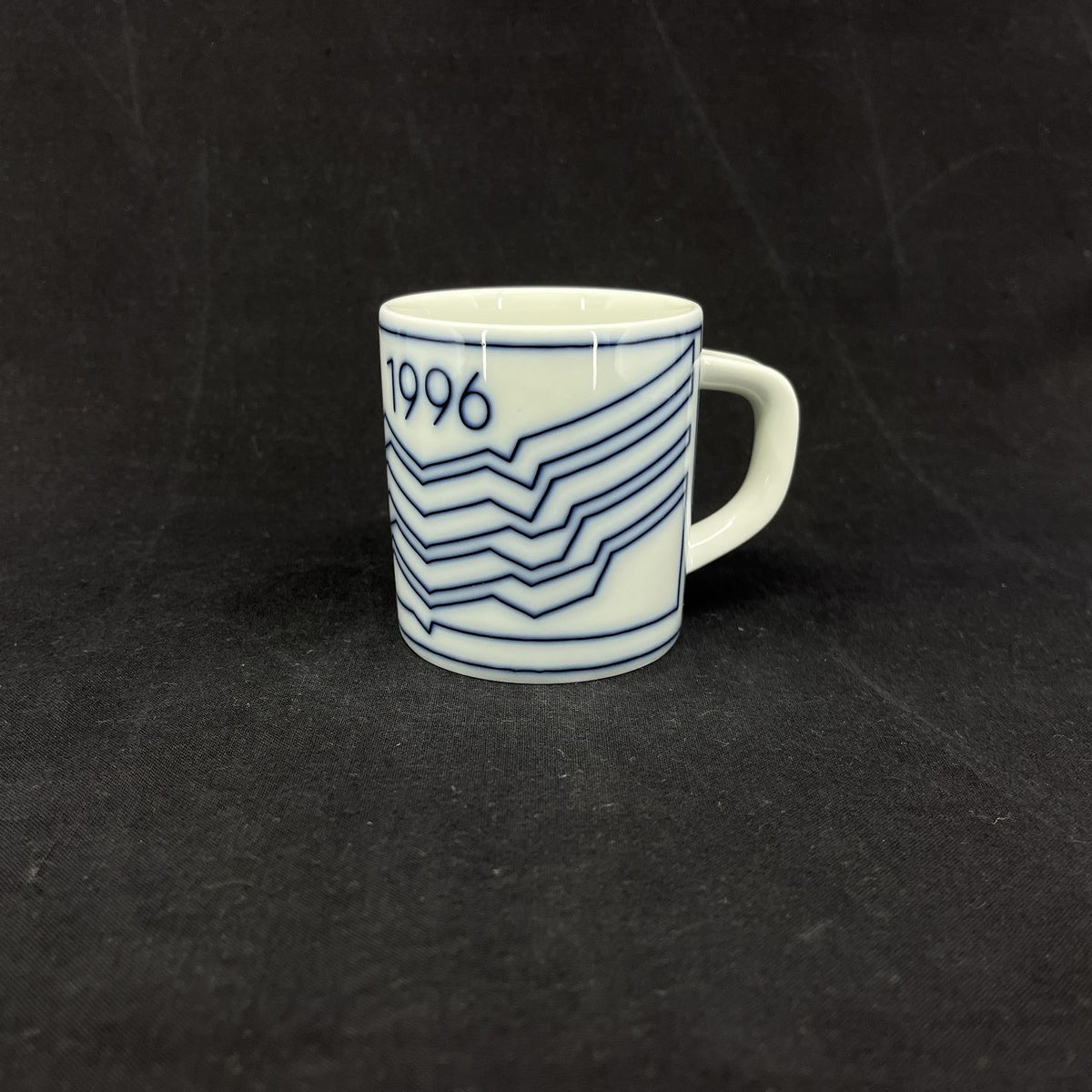 Royal Copenhagen small vintage mug 1996