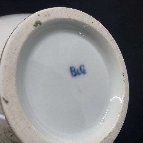 Løvekande fra Bing & Grøndahl