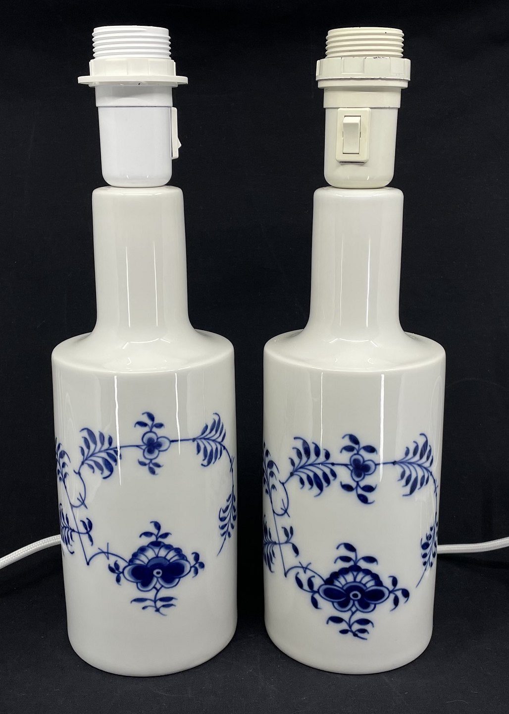 Mussel painted Fluted table lamp