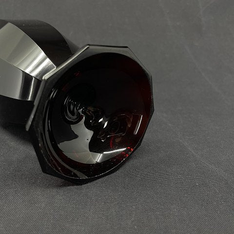 Sukkerstrø fra 1918 i rubinrødt glas