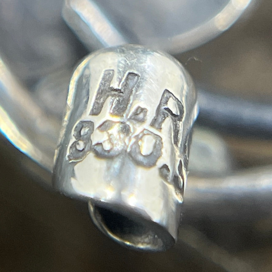 Broche i sølv - blomsterblade