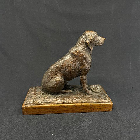 Flot udskåret figur af hund