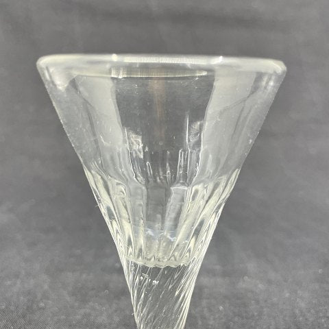 Holmegaard snapseglas nr. 28