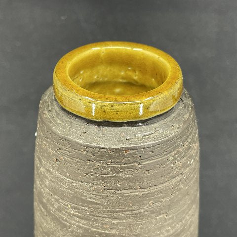 Buttet vase af Gunnar Nylund for Nymølle