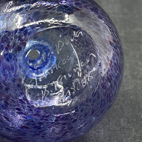 Buttet SAS miniaturevase fra Kosta Boda
