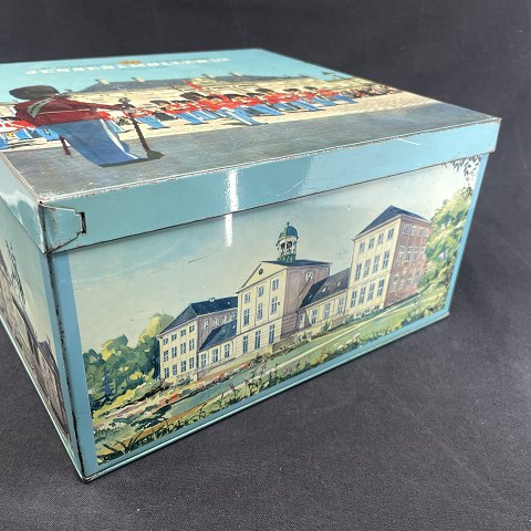 Large box from Jensen & Møller