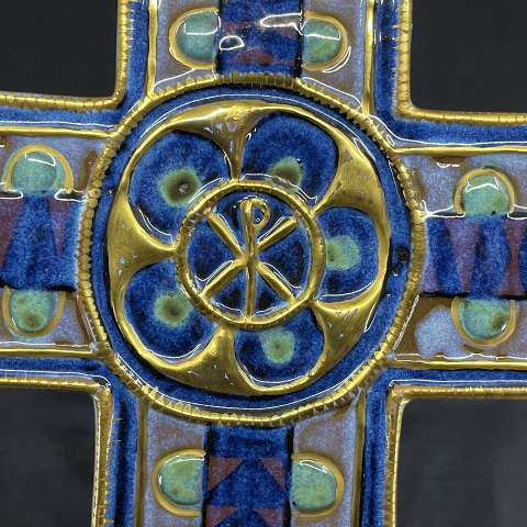 Aluminia gilded cross, purple