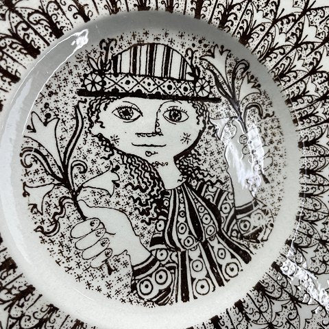 Round brown Bjørn Wiinblad plate