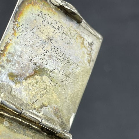 Sønderjydsk hovedvandsæg med 15 fluser