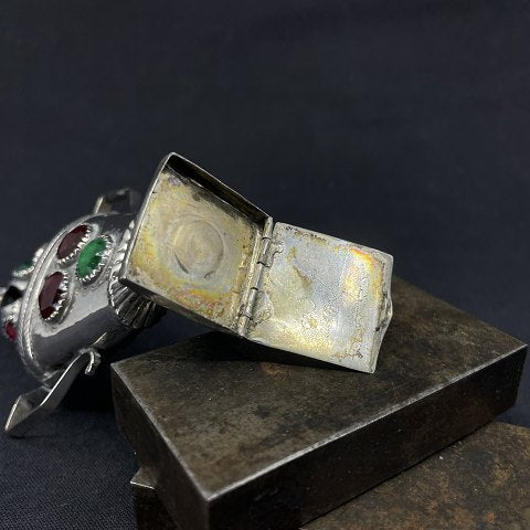 Sønderjydsk hovedvandsæg med 15 fluser