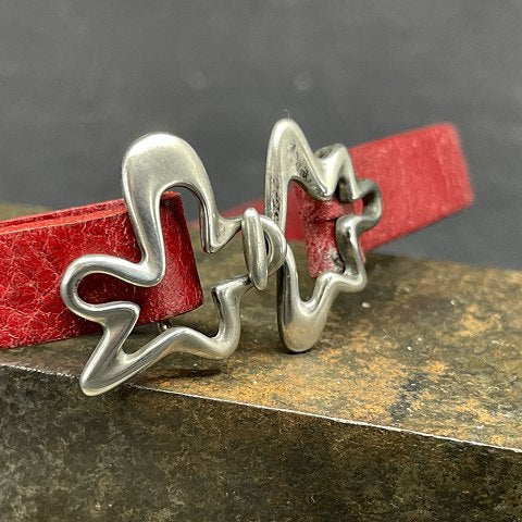 Splash armbånd af Henning Koppel for Georg Jensen, rødt