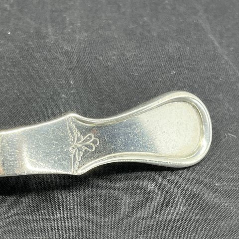 Just Andersen serving spade in silver