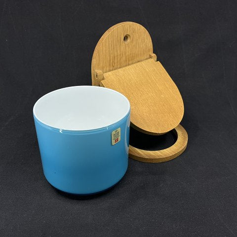 Ocean blue Palette salt shaker, wall-hung