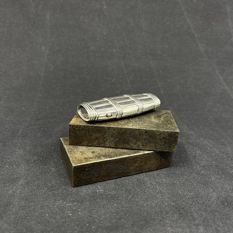 Usædvanligt etui til tændstikker