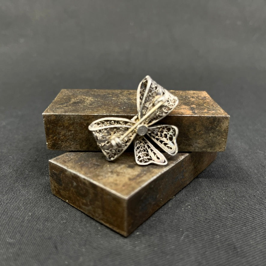 Filigree brooch – silver
