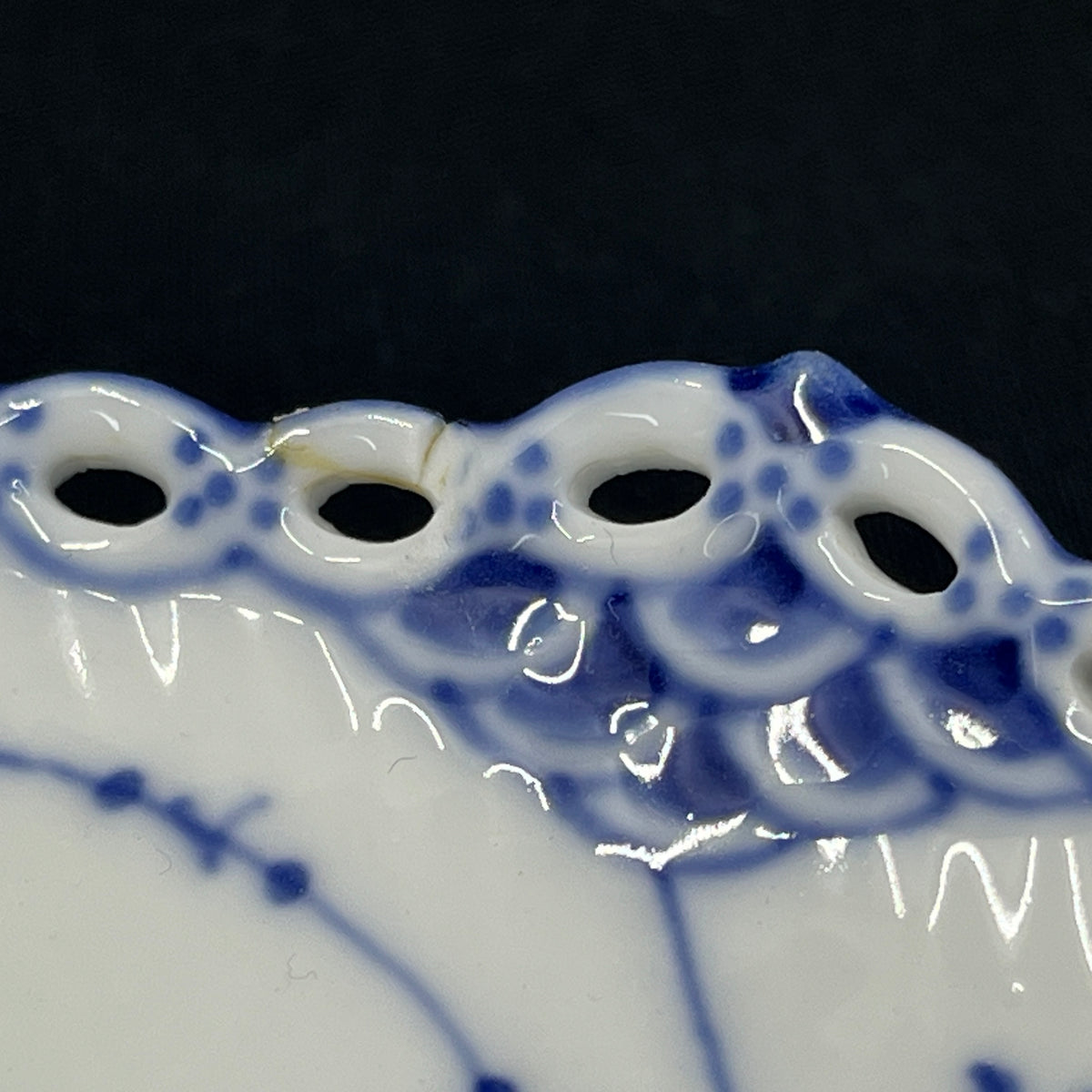 Blue Fluted Full Lace Rare Oval Tray