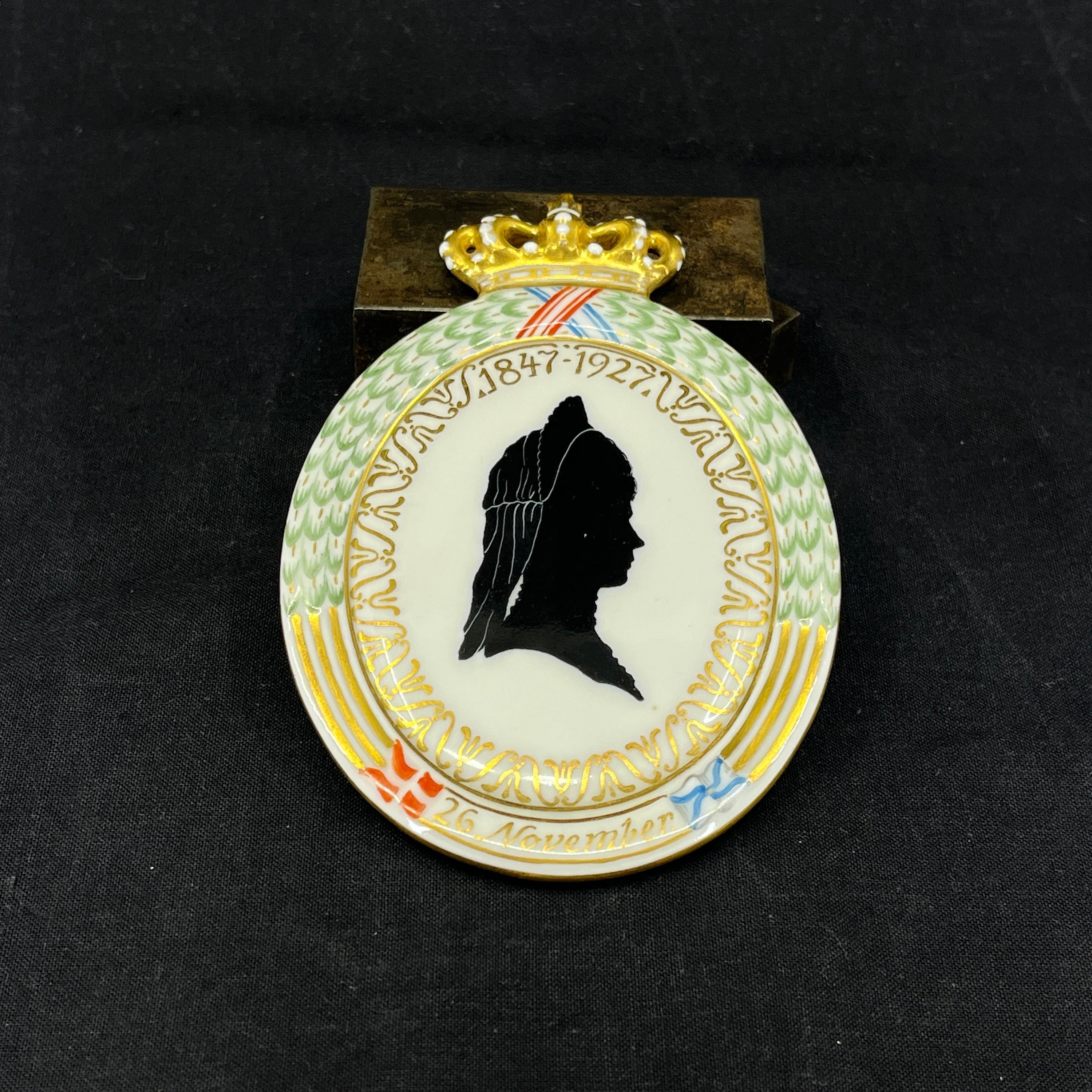 Royal Copenhagen silhouette plate - Dagmar of Russia 1847-1927