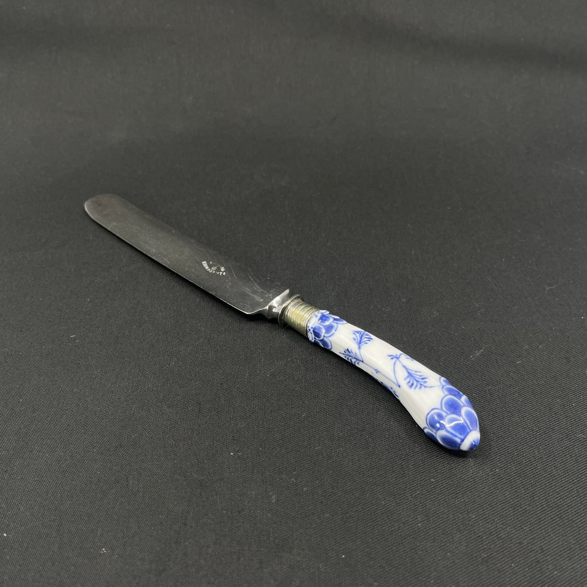 Blue Fluted Full Lace Dinner Knife