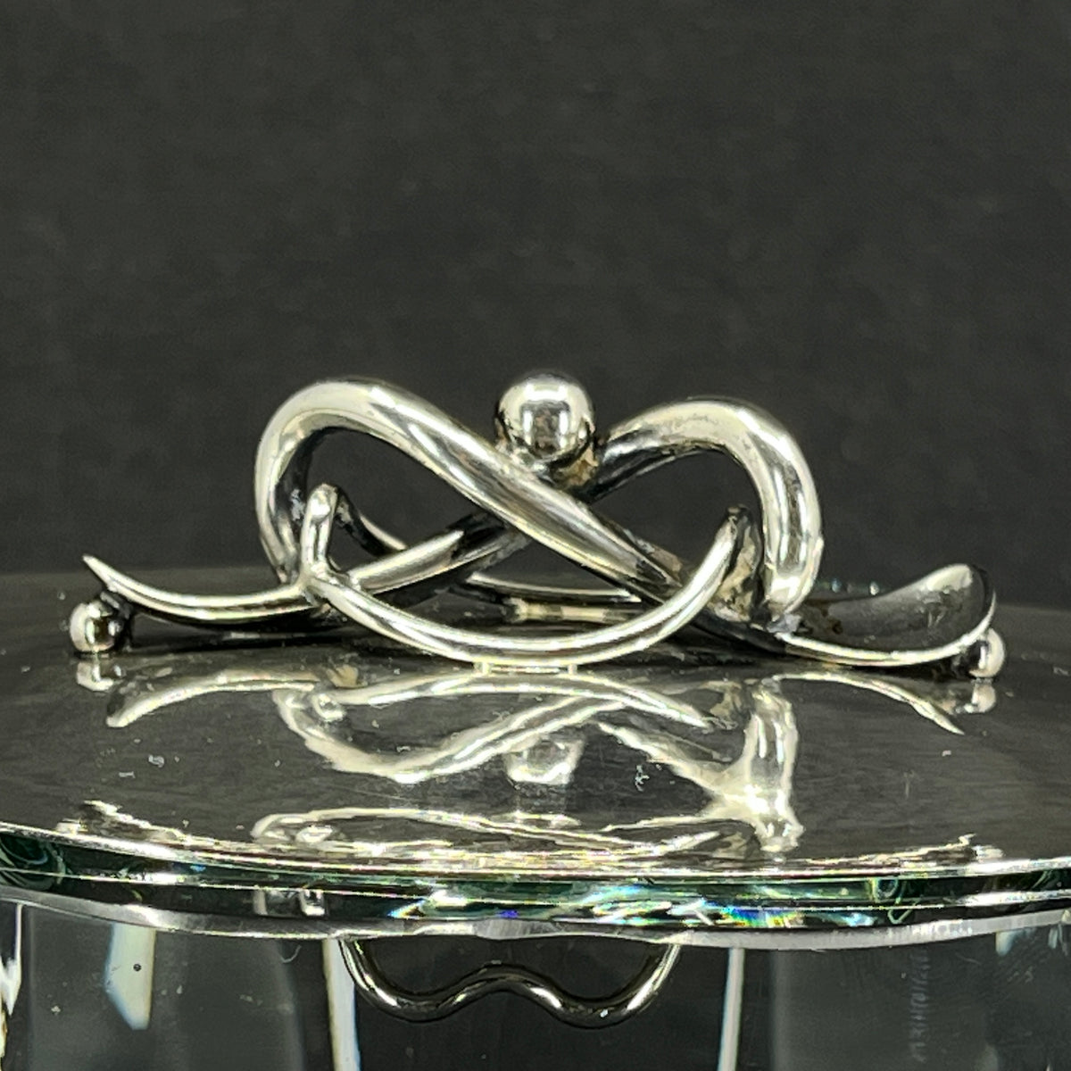 Modern bowl with silver lid