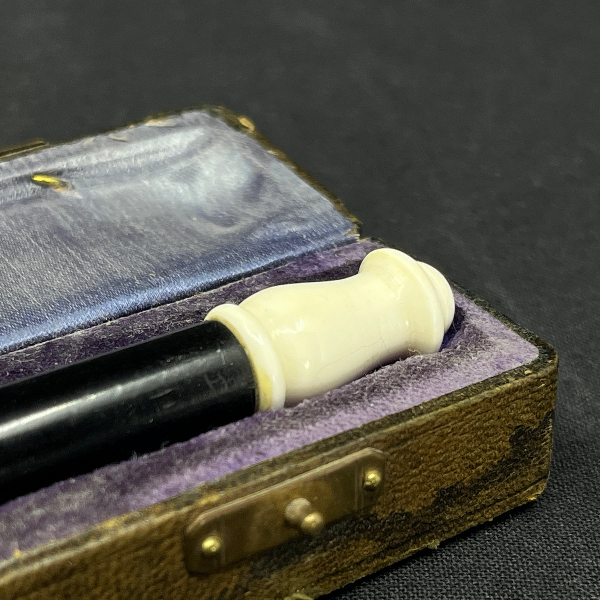 Conductor's baton from 1915 in ivory and ebony