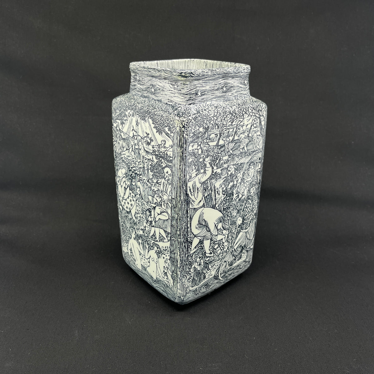 Nymølle vase by Ib Spang Olsen