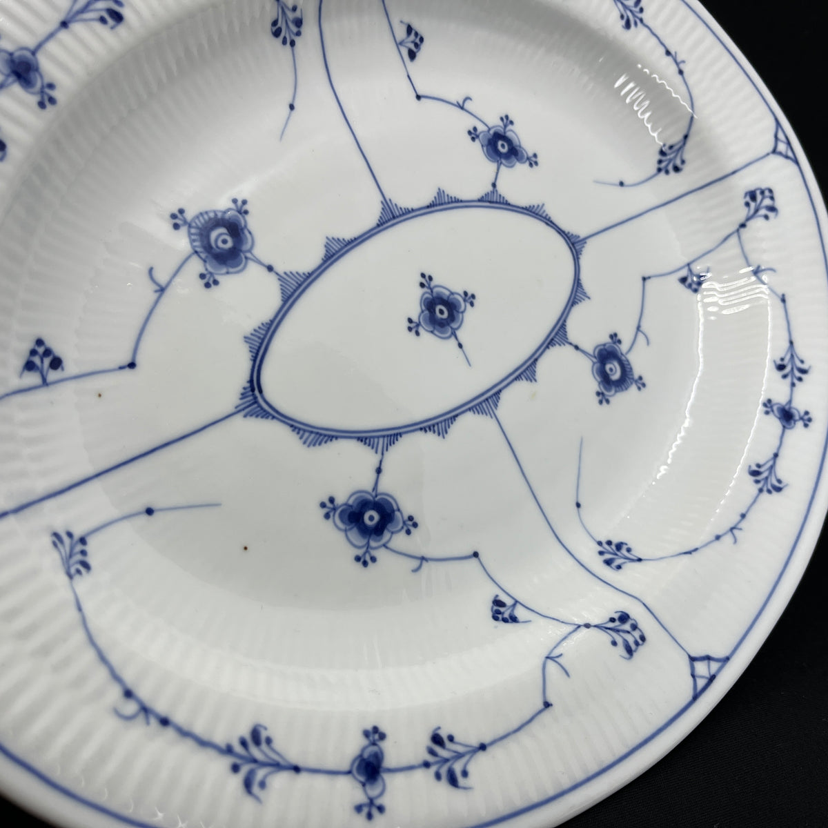 Blue Fluted Fluted oval dish, 37 cm. 2nd variety.