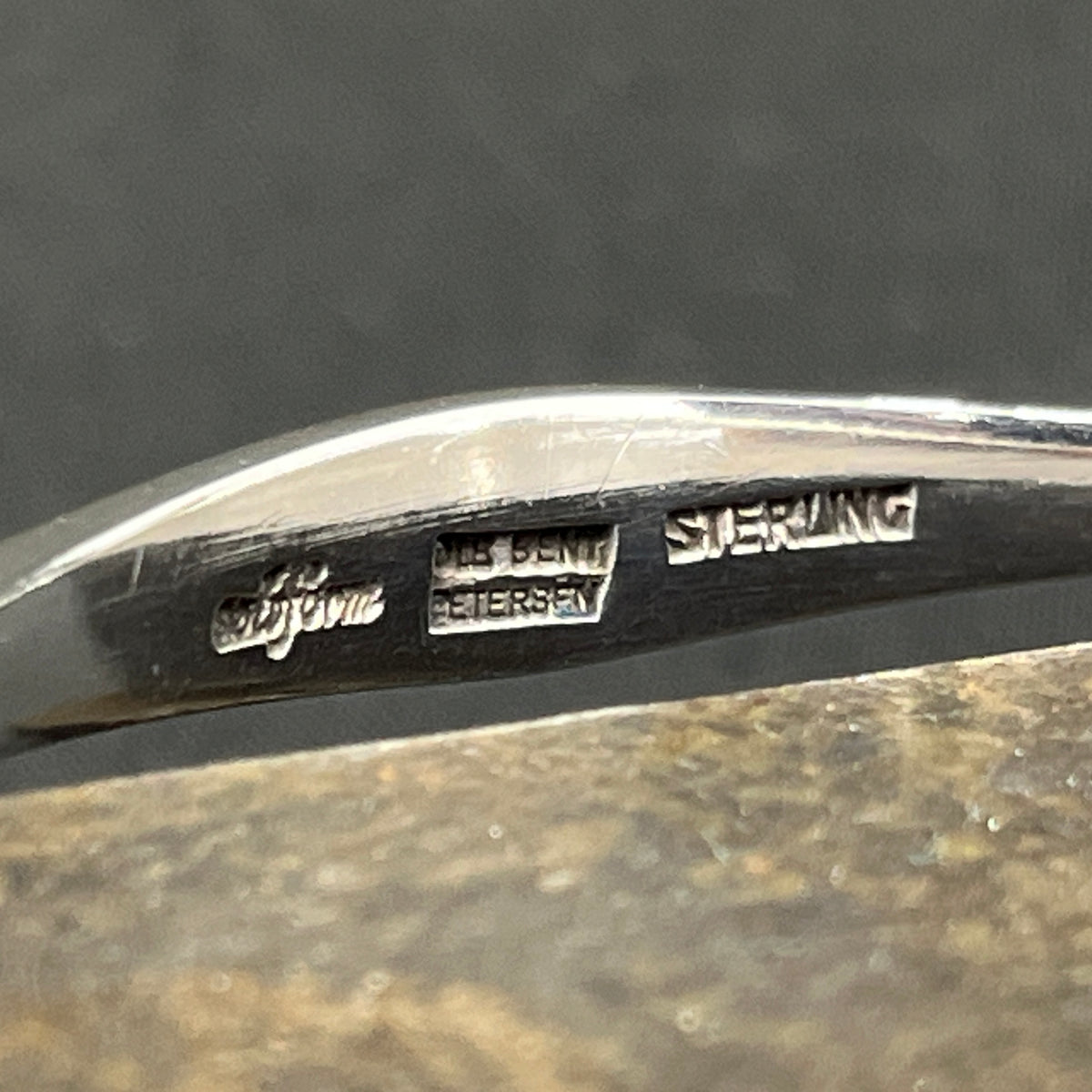 Armring af Ole Bent Petersen