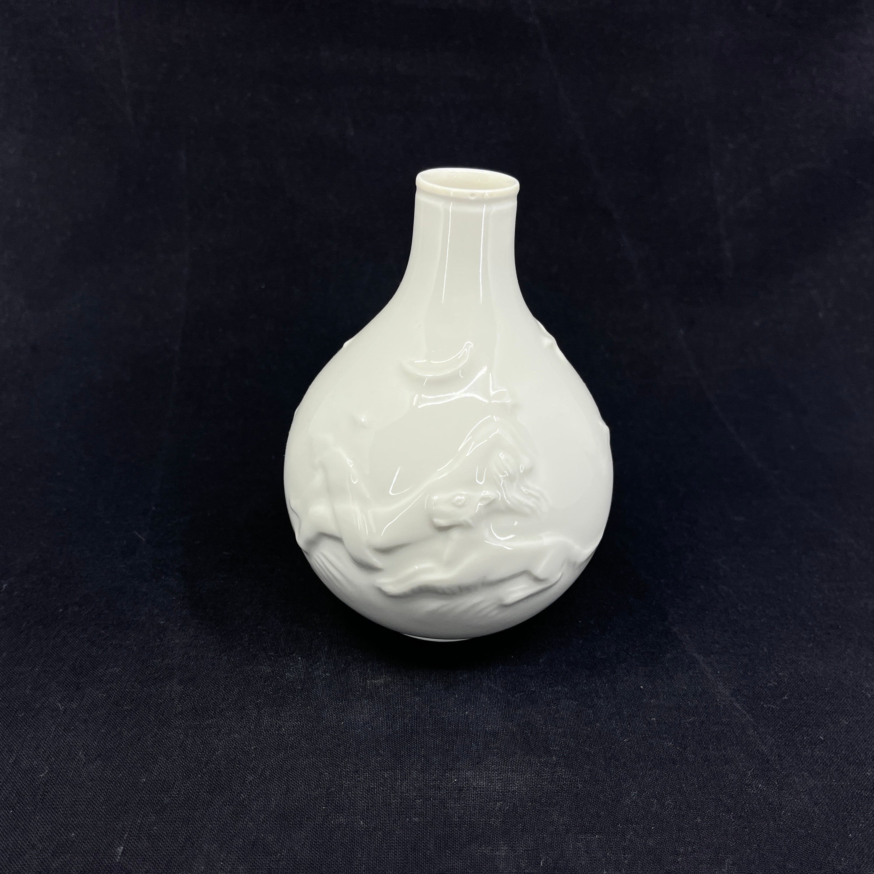 Hvid blanch de chine vase fra Royal Copenhagen