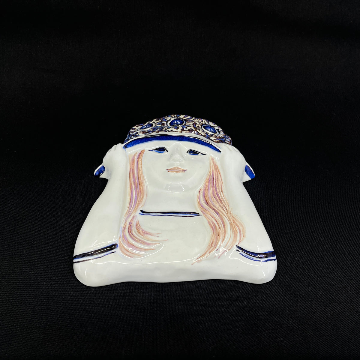 Tenera mask from Royal Copenhagen