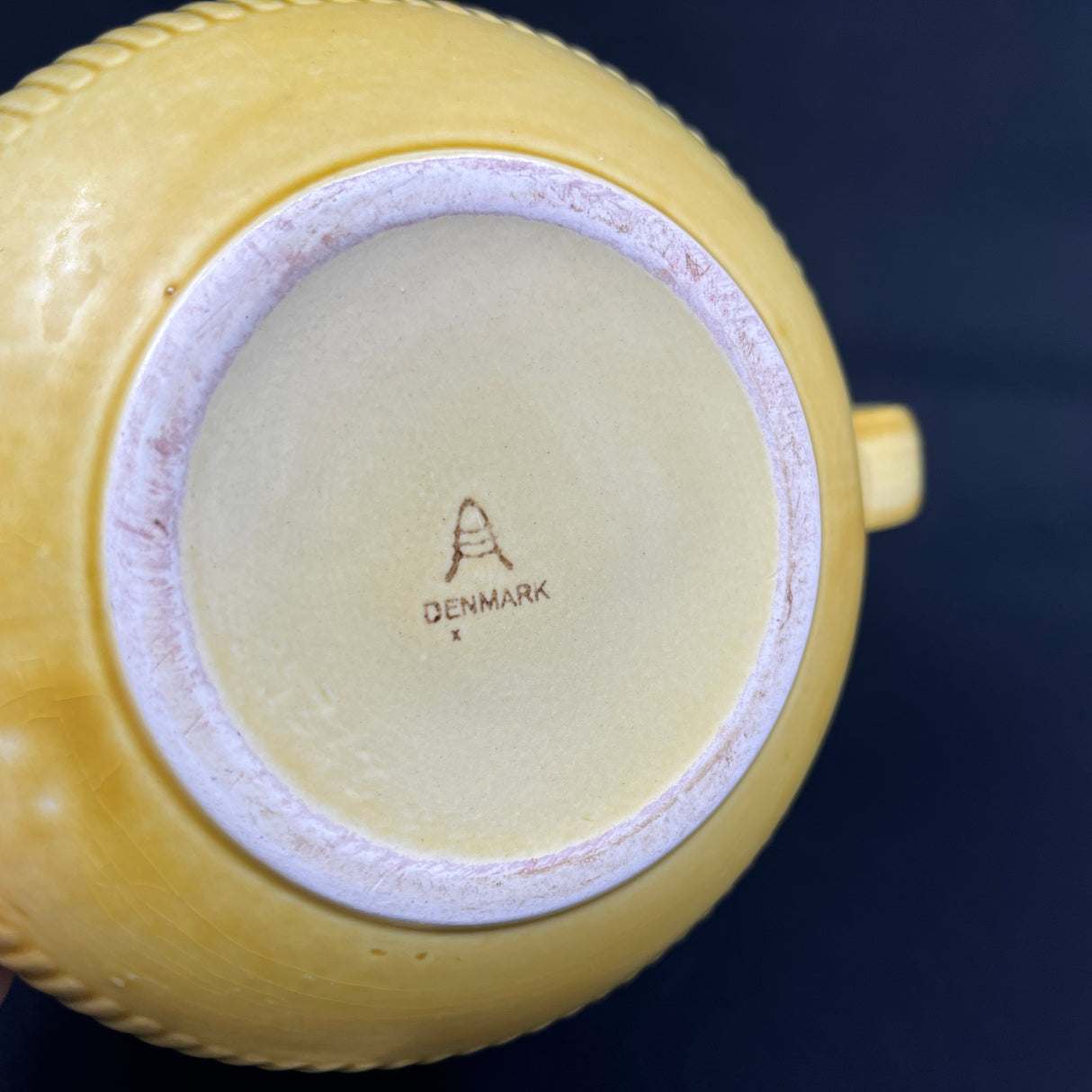 Yellow Marselis teapot from Aluminia