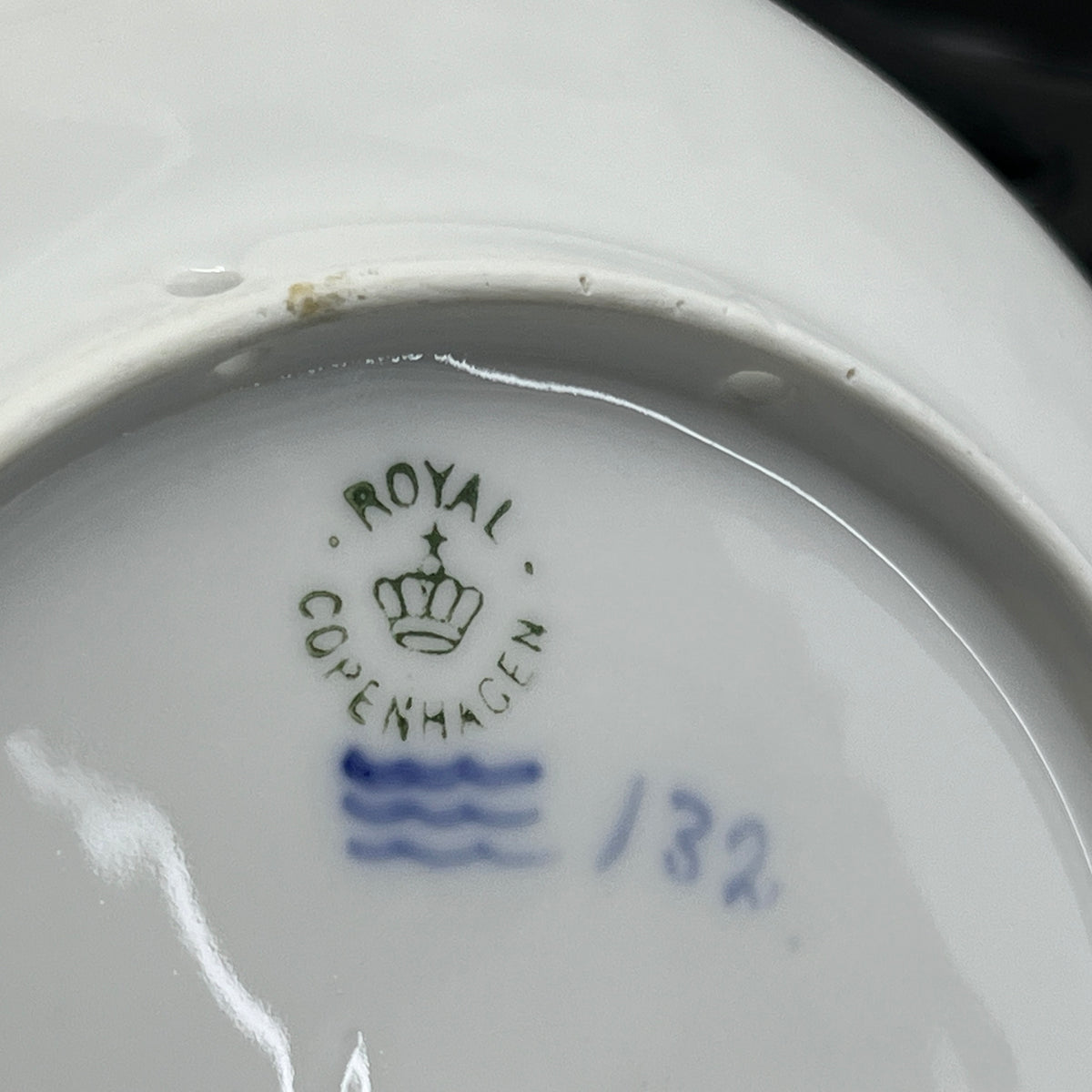 Royal Copenhagen Christmas plate 1909 with shards