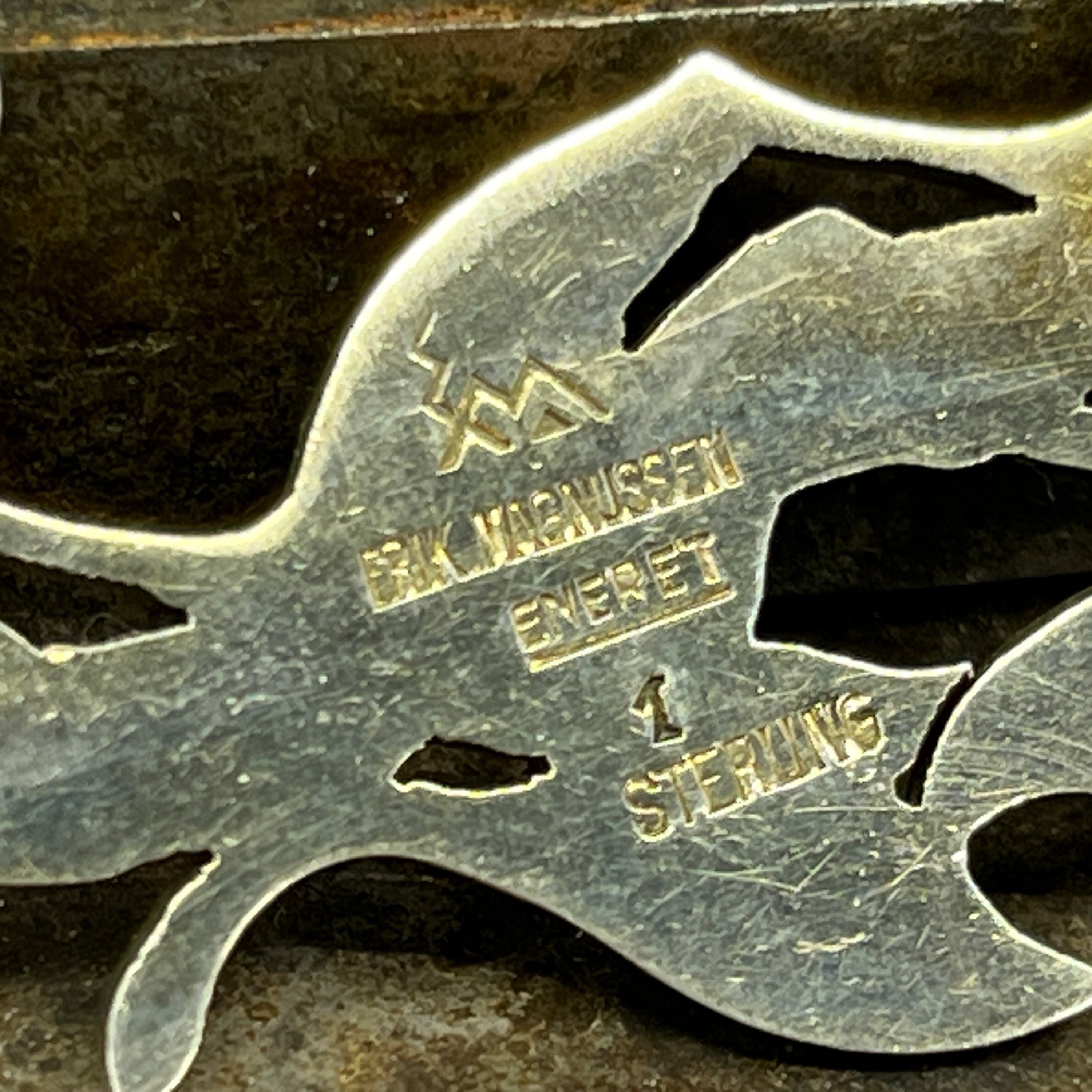 De fem svaner fra Norden - broche
