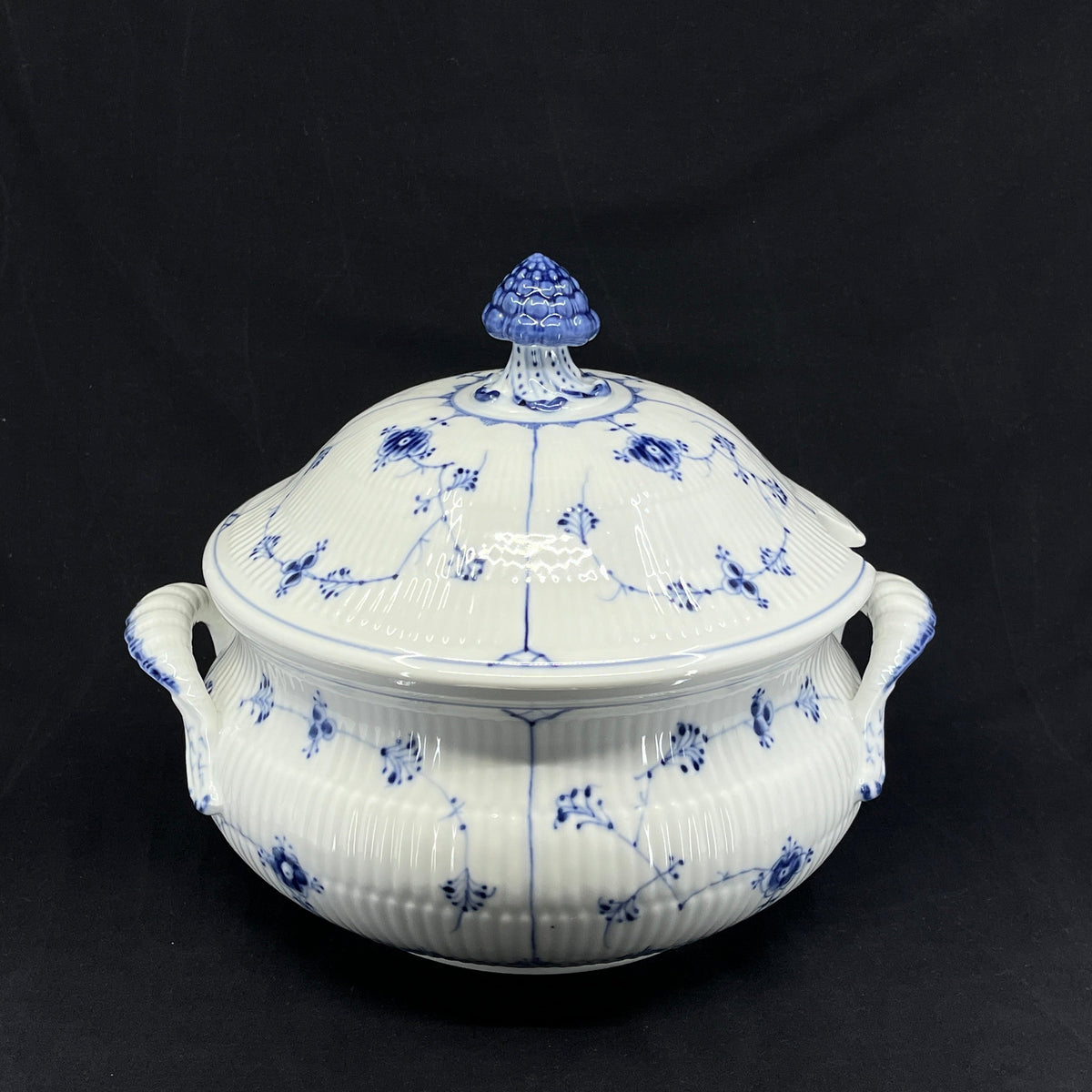 Blue painted tureen from Bing & Grondahl