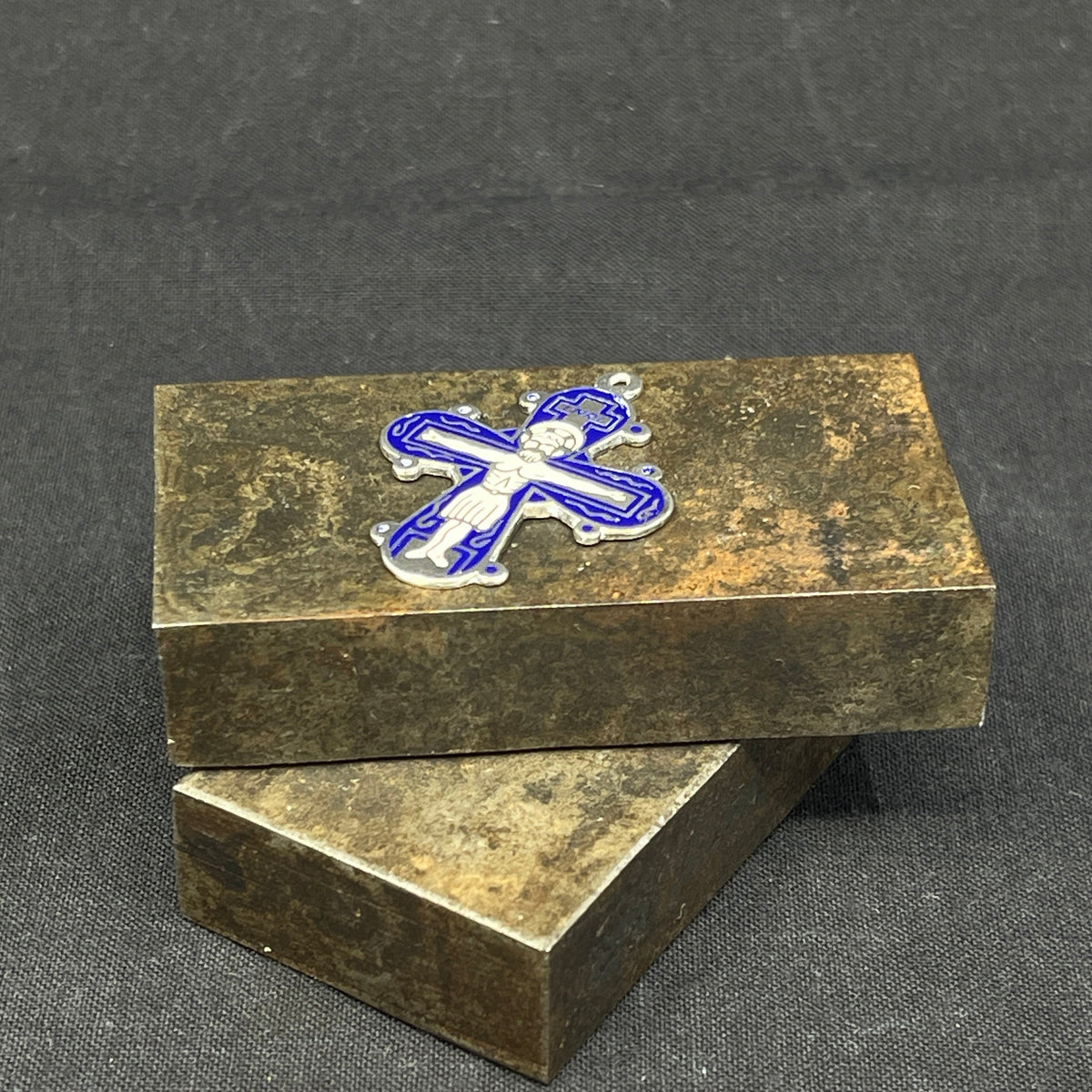 Day marker in silver with enamel